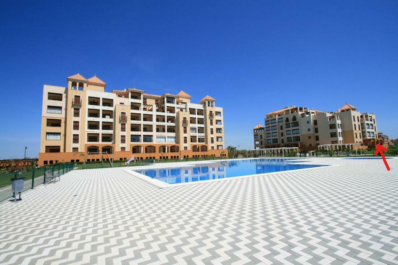 Apartamento Urbanizacion De Lujo En Primera Linea De Playa Исла-Канела Экстерьер фото